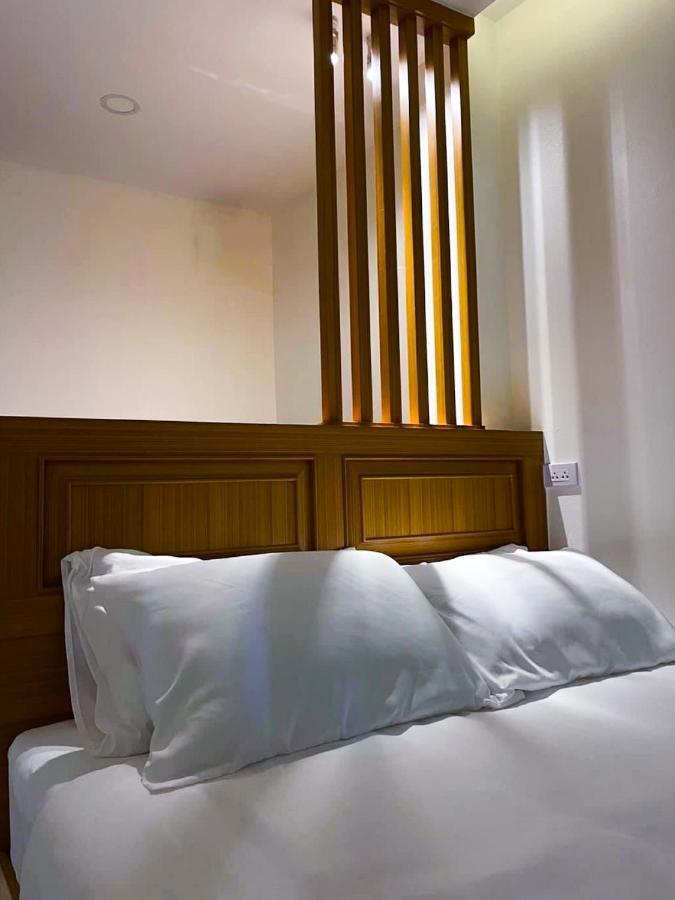 Tj Boutique Hotel Uthai Thani Exterior photo