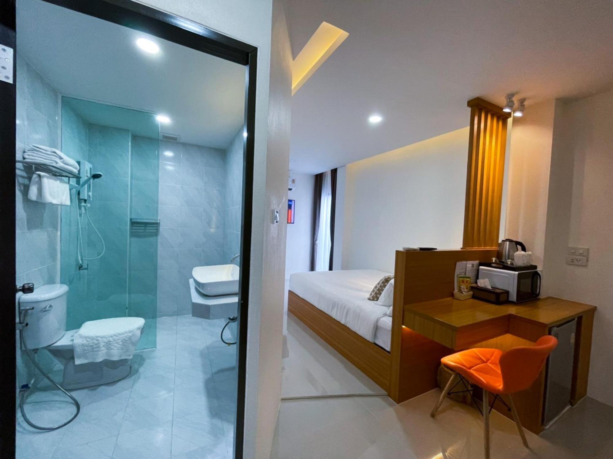 Tj Boutique Hotel Uthai Thani Room photo